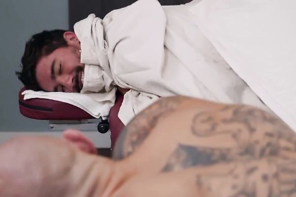 Hot boyfriend picked out for massage
