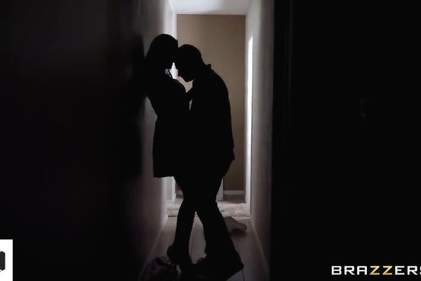 Randy couple engaged in passionate lovemaking while taking a shower