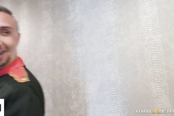 Girls are getting screwed by a shared lover