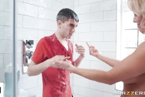 Amazing blonde MILF seduces her horny stepson and enjoys his big schlong